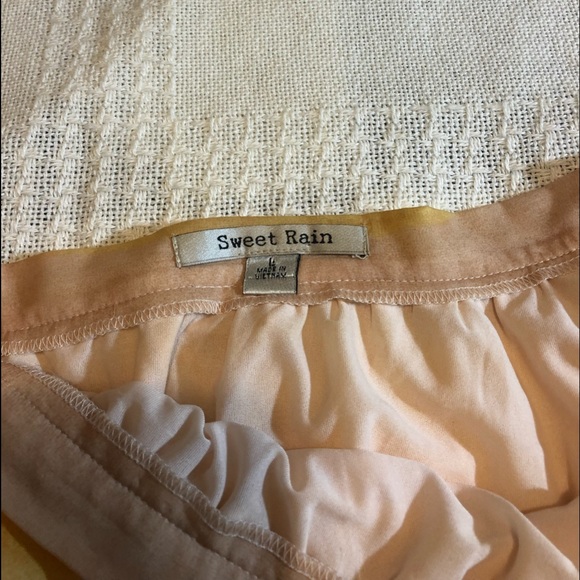 Beautiful women’s summer skirt! - Picture 8 of 11